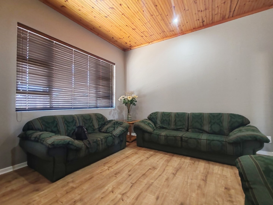  Bedroom Property for Sale in Newton Park Eastern Cape